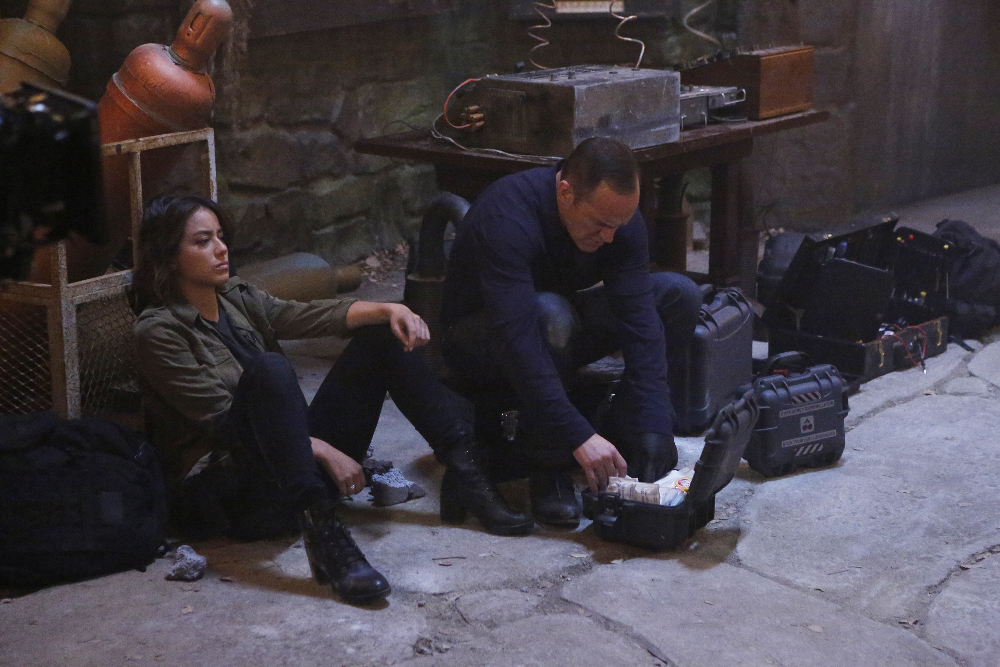 CHLOE BENNET, CLARK GREGG | Tell-Tale TV Agents of S.H.I.E.L.D.: How the Team Became a Family