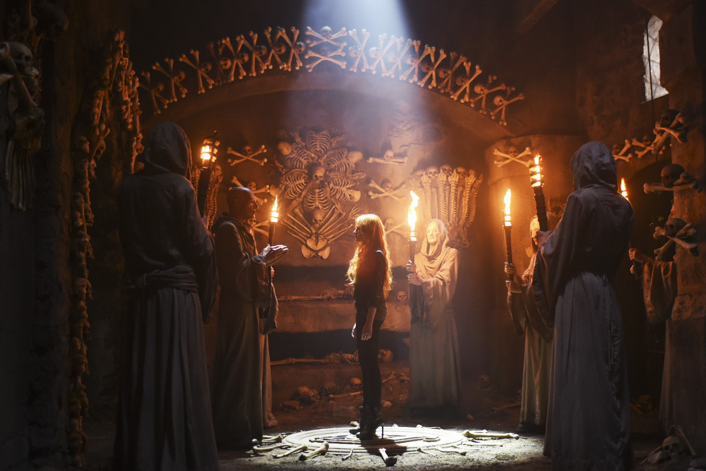 Shadowhunters Season 1 Episode 2