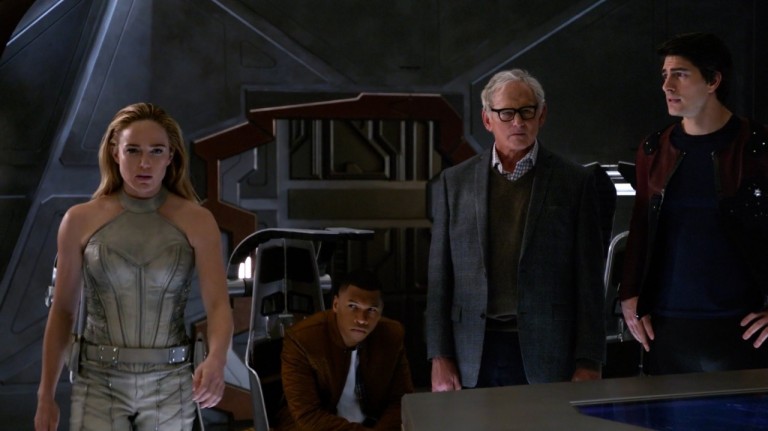 Legends of Tomorrow Review: Pilot, Part 1 (Season 1 Episode 1)