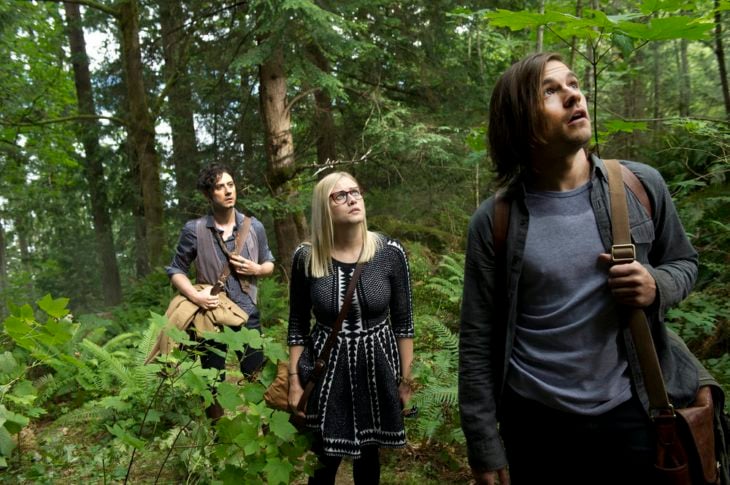THE MAGICIANS -- "Night of Crowns" Episode 201 -- Pictured: (l-r) Hale Appleman as Eliot, Olivia Taylor Dudley as Alice, Jason Ralph as Quentin -- (Photo by: Carole Segal/Syfy)