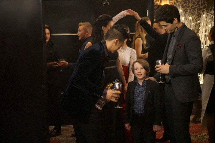  Shadowhunters Review: Love Is a Devil (Season 2 Episode 8) 