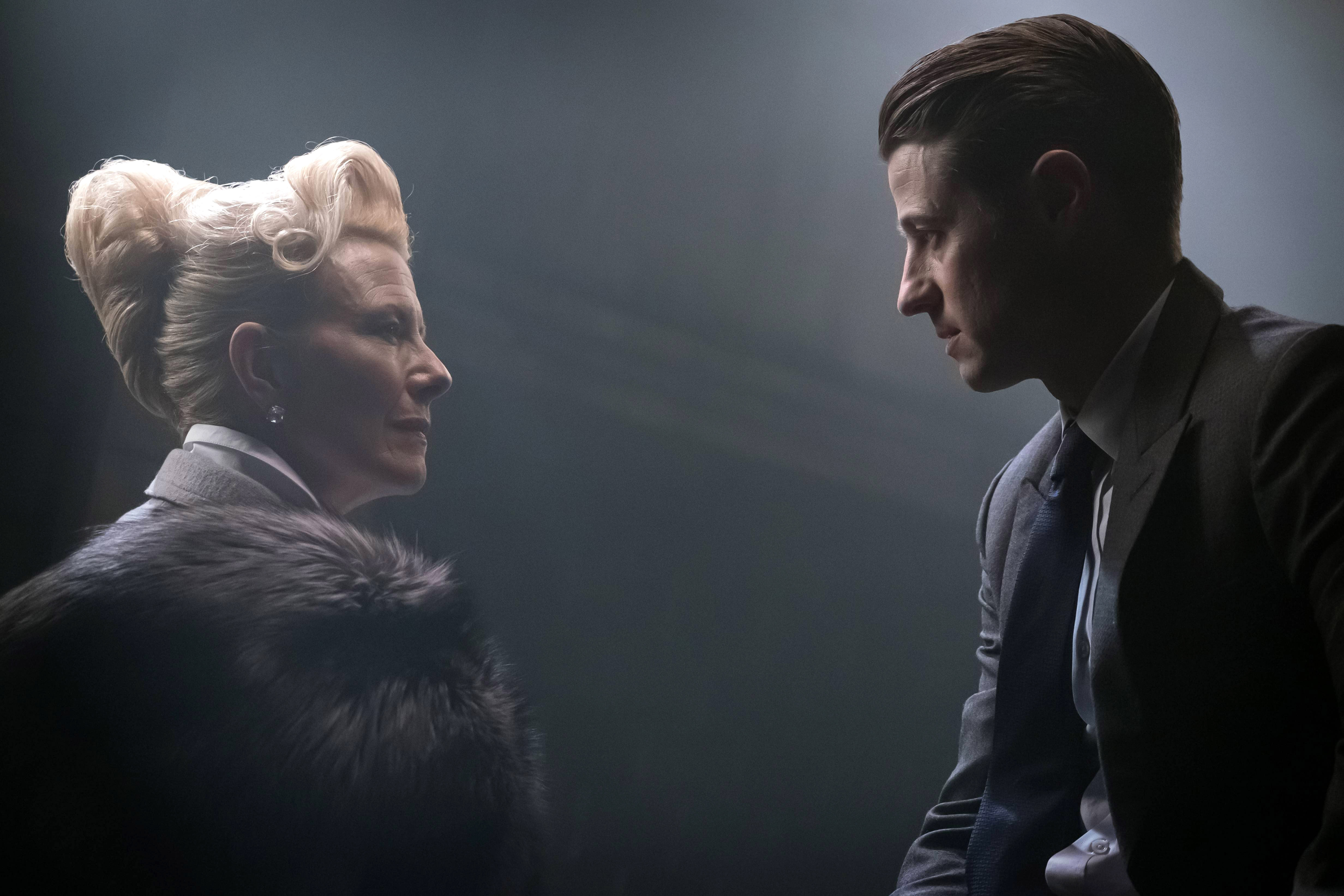 Готэм 3. Готэм 2014-2019. Готэм 3. Джейми чанг готэм. Готэм 2014.