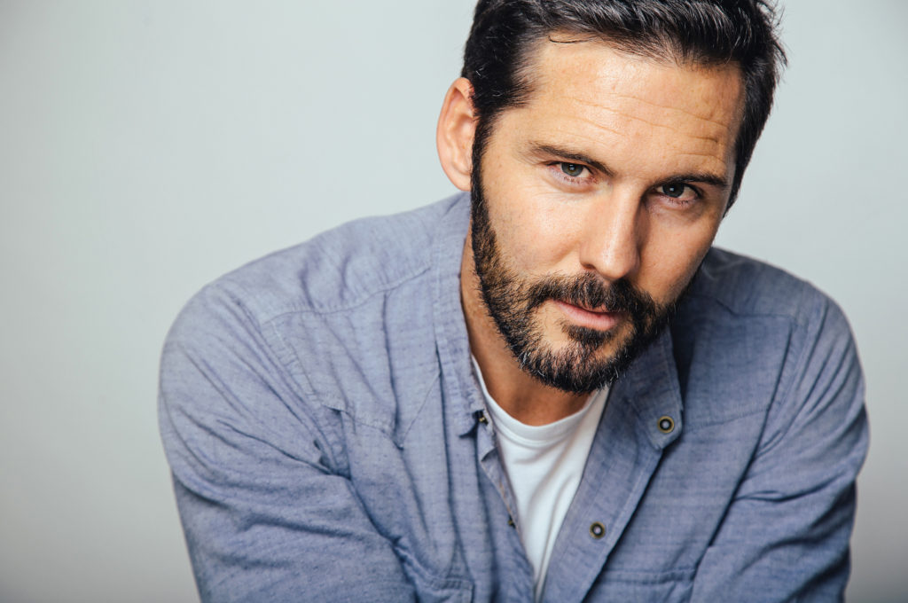 Keller Wortham on Exploring a New Side of Esteban in ‘Jane the Virgin