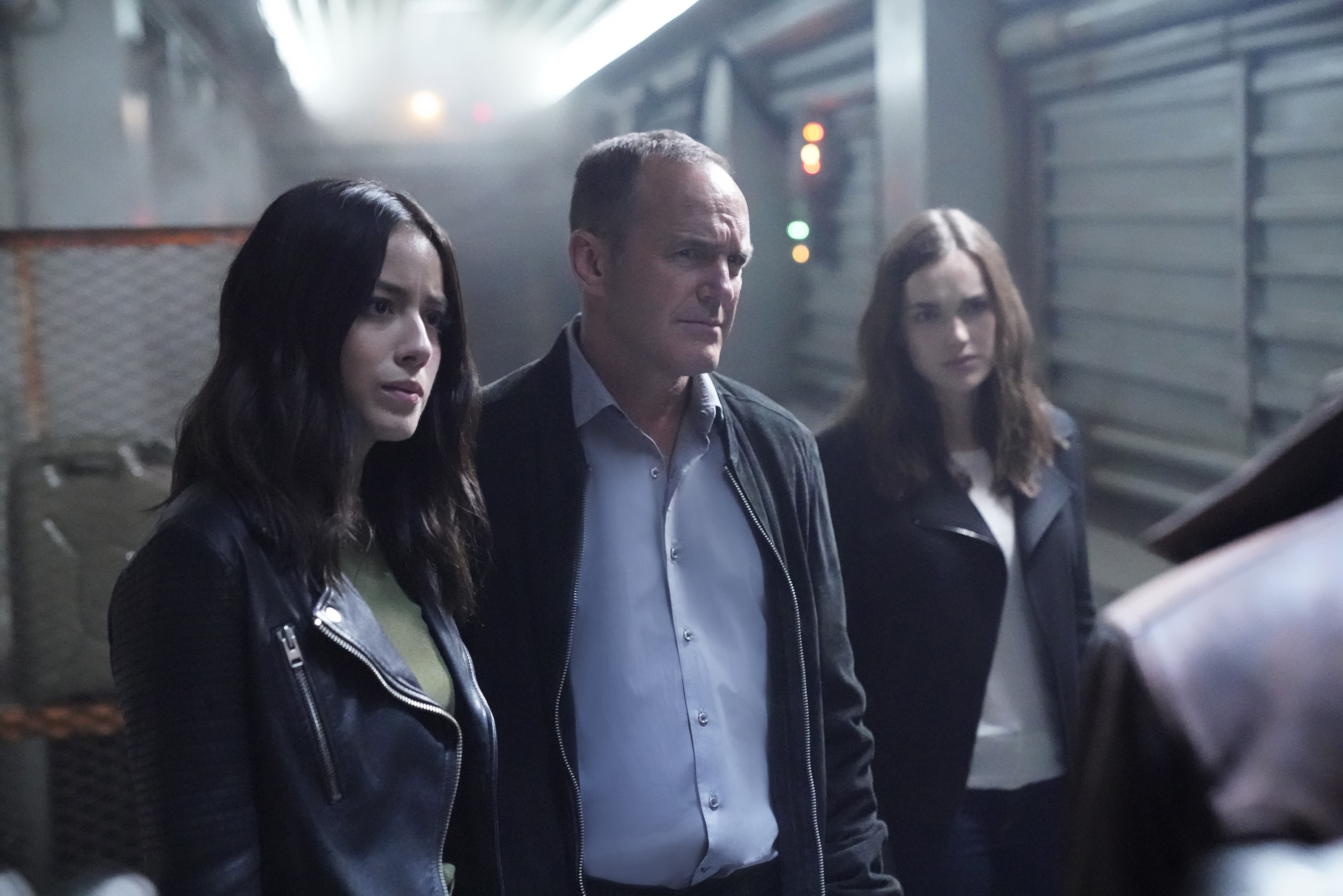 MARVEL'S AGENTS OF S.H.I.E.L.D - CHLOE BENNET, CLARK GREGG, ELIZABETH HENSTRIDGE | Tell-Tale TV MARVEL'S AGENTS OF S.H.I.E.L.D - CHLOE BENNET, CLARK GREGG, ELIZABETH HENSTRIDGE