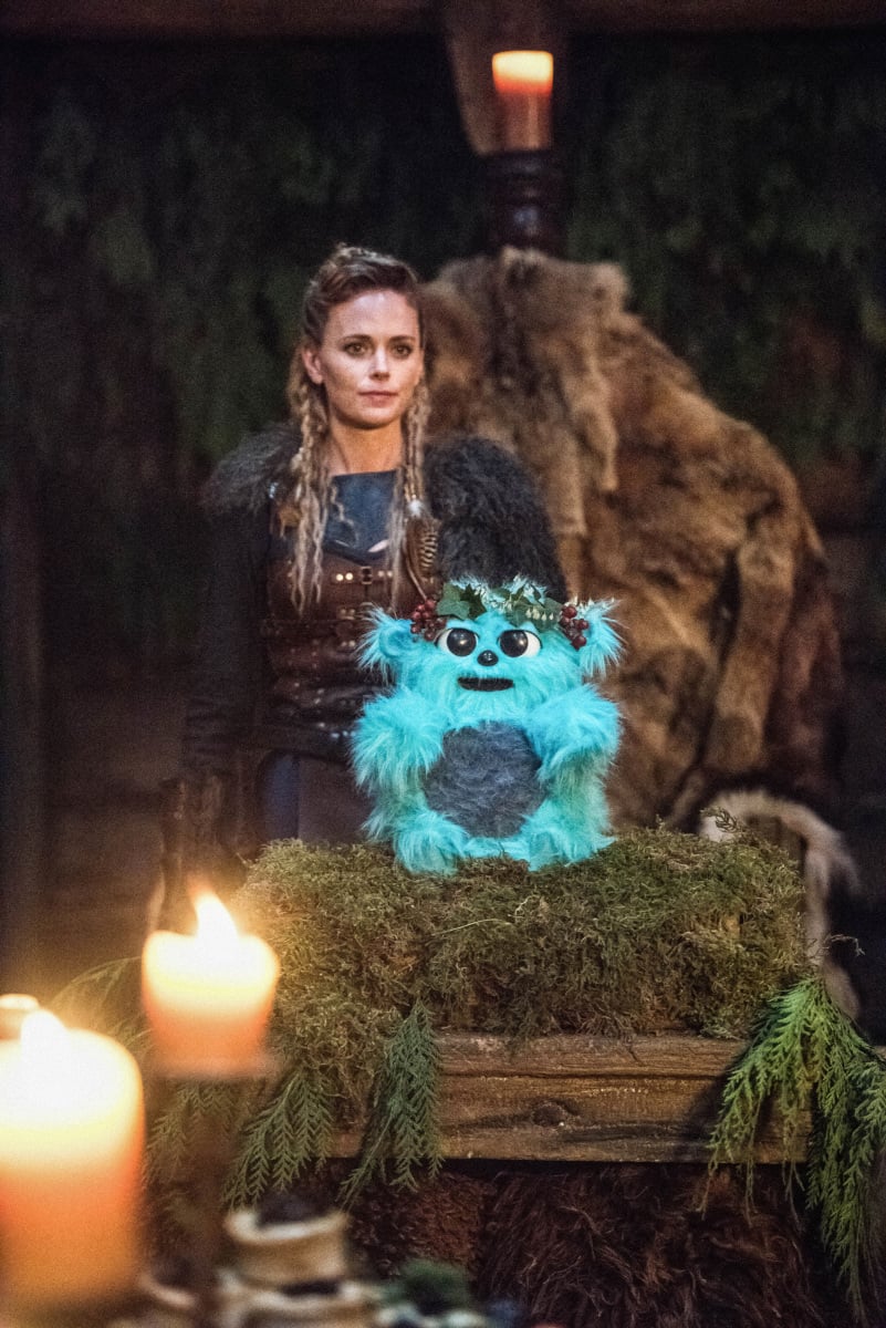 Legends of Tomorrow Season 3 Episode 9 -- Beebo the God of War