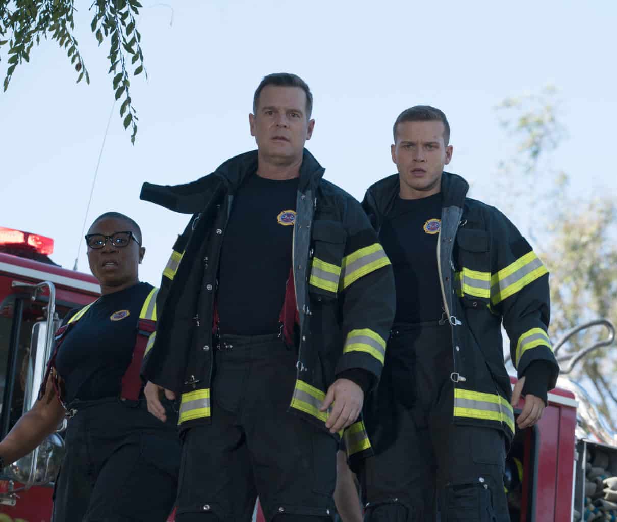 Preview — 9-1-1 Season 2 Premiere: Under Pressure / 7.1 (Season 2 ...
