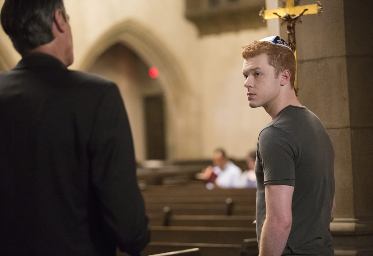 Shameless Review: Weirdo Gallagher Vortex (Season 9 Episode 3)