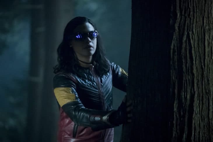Carlos Valdes as Vibe - The Flash Season 5 Episode 3 - The Death of Vibe