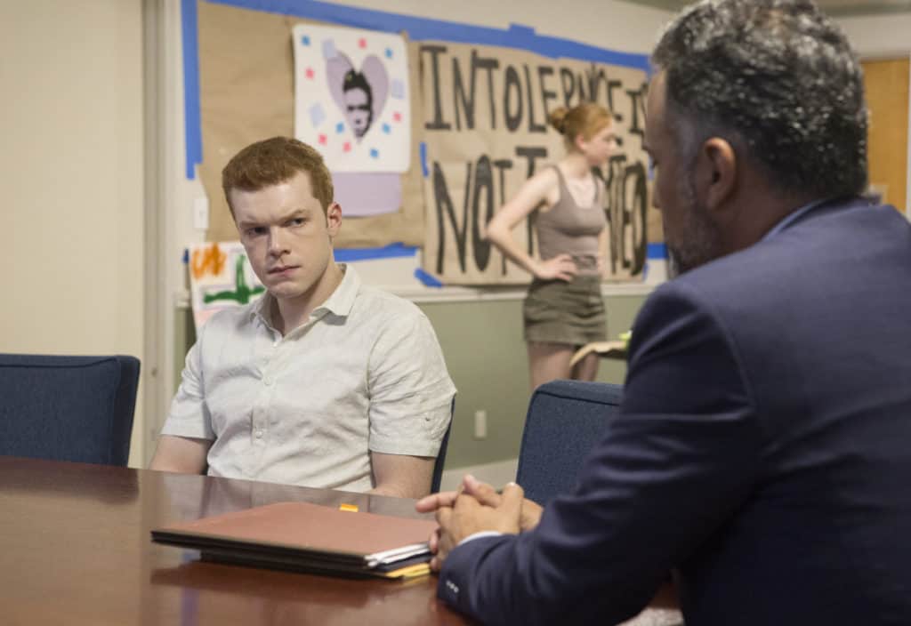 Shameless 100th Episode Review: Do Right, Vote White! (Season 9 Episode 4)