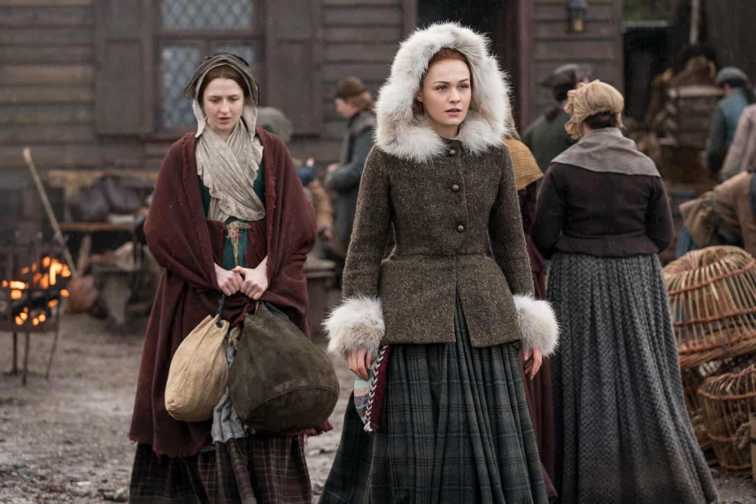 caitlin-o-ryan-lizzie-sophie-skelton-brianna-randall-fraser-outlander-episode-407-tell-tale-tv