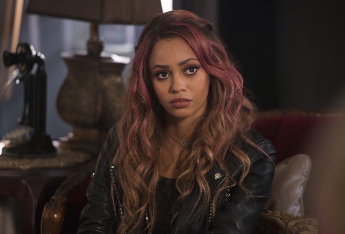 Riverdale -- "Chapter Thirty: The Noose Tightens | Tell-Tale TV Riverdale -- "Chapter Thirty: The Noose Tightens