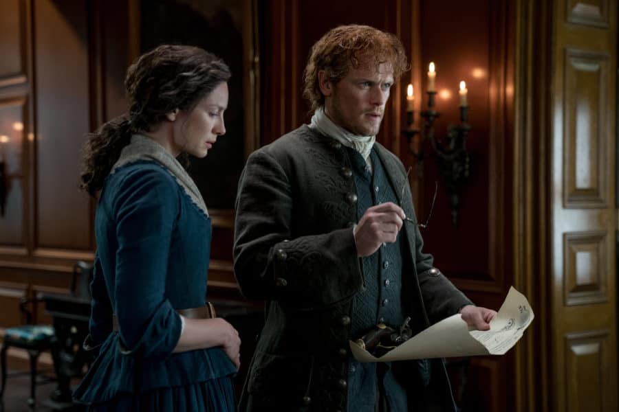 Caitriona Balfe (Claire Randall Fraser), Sam Heughan (Jamie Fraser) - Outlander Episode 413