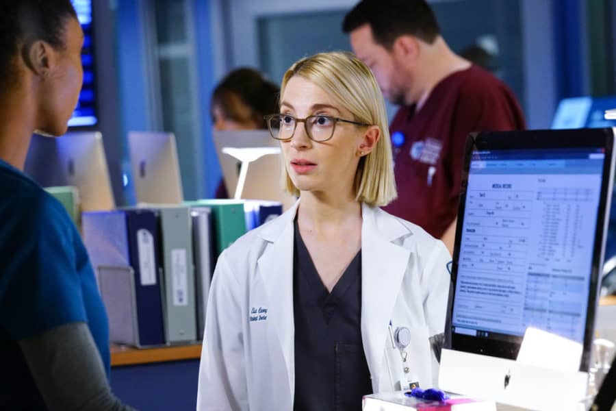 Chicago Med Season 4 Episode 14 Molly Bernard as Elsa Curry Tell