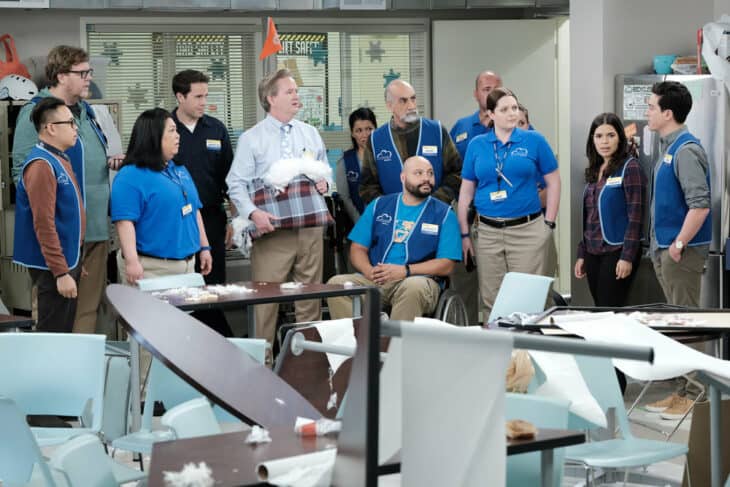 Superstore Season 4 Episode 10 - "Steps Challenge" Superstore Review: Steps Challenge (Season 4 Episode 11) Superstore Season 4 Episode 10 - "Steps Challenge"