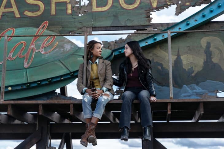 Roswell, New Mexico Season 1 Episode 7: I Saw the Sign | Tell-Tale TV Roswell, New Mexico Season 1 Episode 7: I Saw the Sign Preview — Roswell, New Mexico Season 1 Episode 7: I Saw The Sign Roswell, New Mexico Season 1 Episode 7: I Saw the Sign