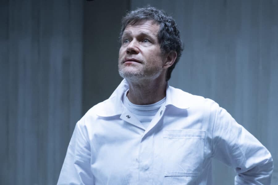 Whiskey Cavalier Season 1 Episode 8 - DYLAN WALSH