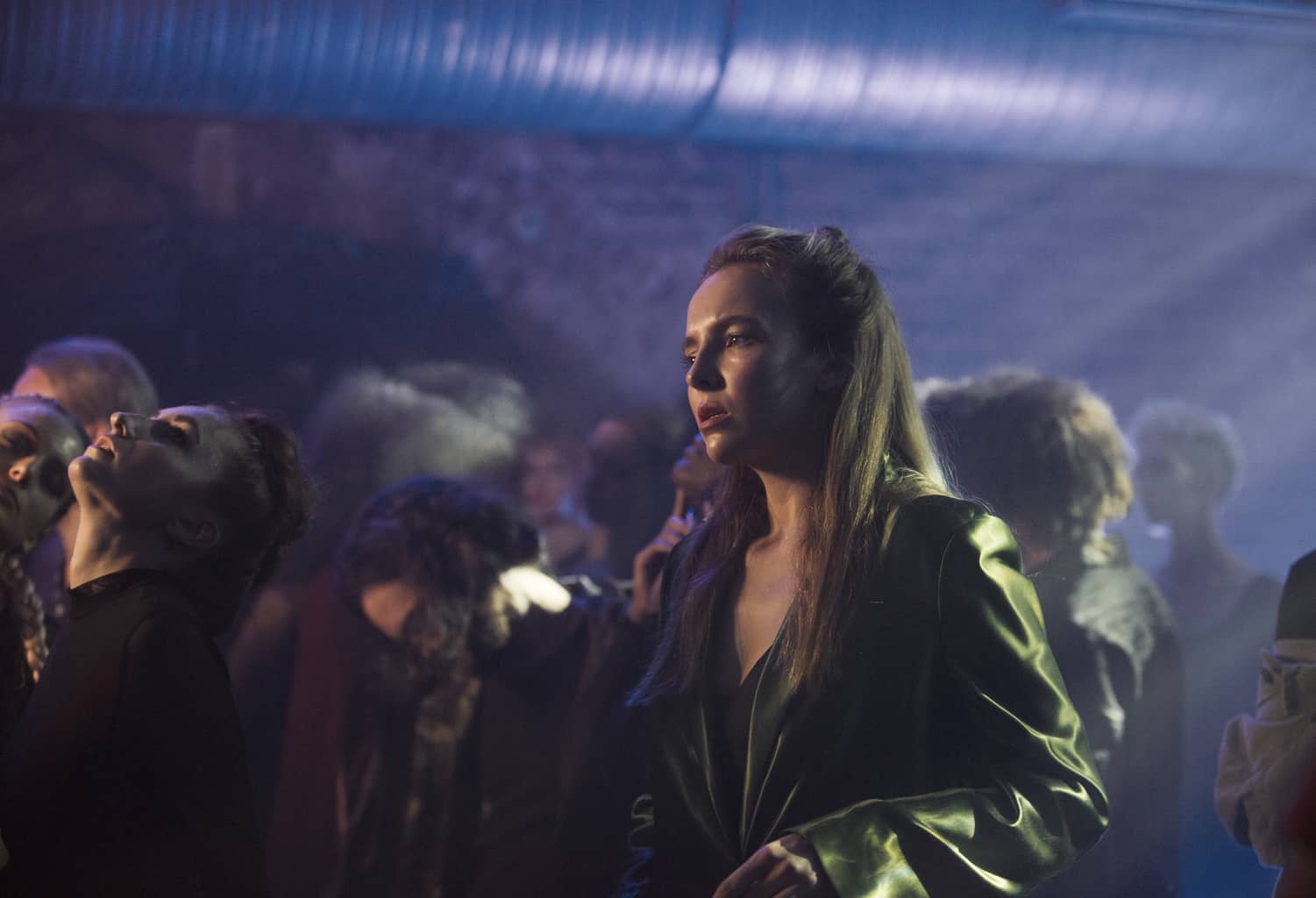 Killing Eve Saison 2 Episode 4 Killing Eve Review: Desperate Times (Season 2 Episode 4) | Tell-Tale TV