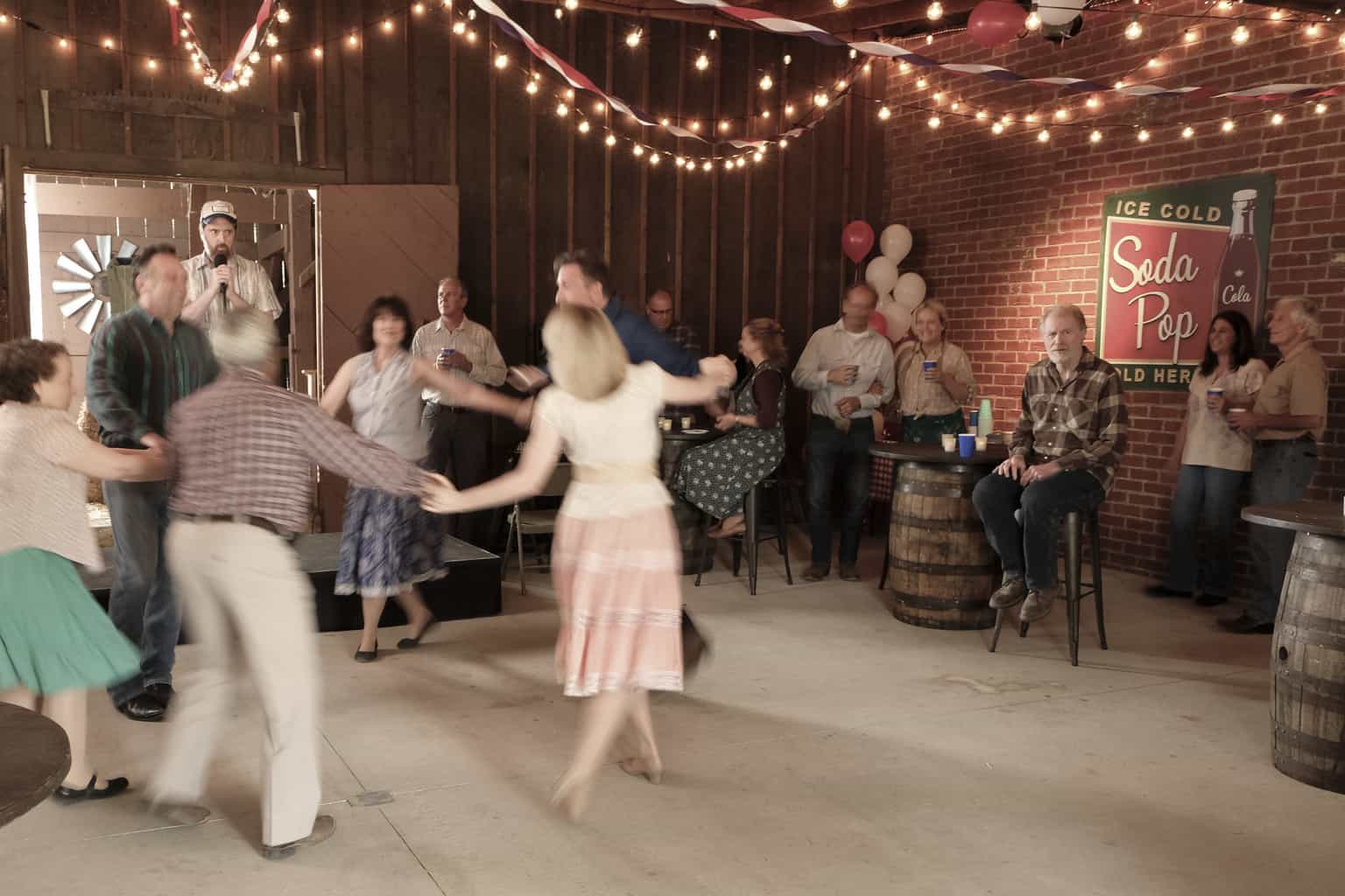 Bless This Mess Season 1 Episode 6 - "The Estonian Method"