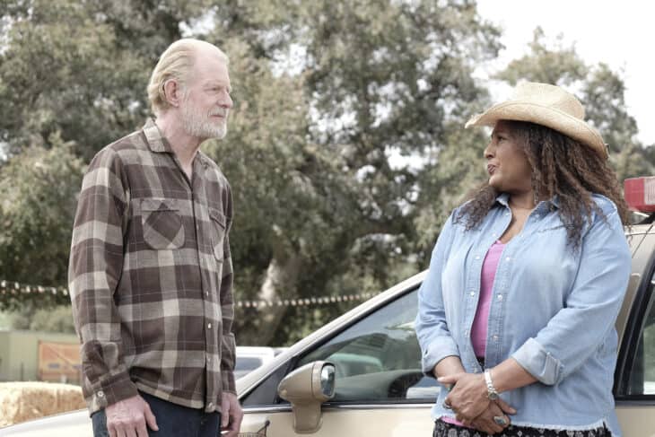 Bless This Mess Season 1 Episode 6 - Ed Begley Jr. as Rudy and Pam Grier as Constance