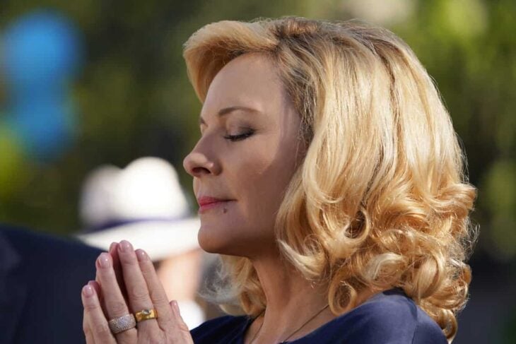 Kim Cattrall in FILTHY RICH,