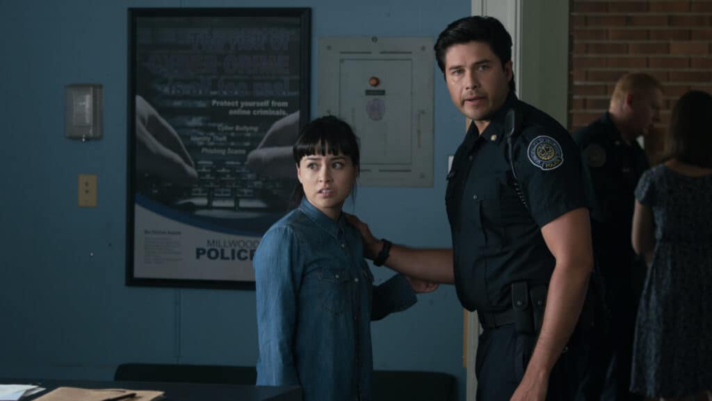 Burden Of Truth Season 2 Episode 4, "Guilty By Association" | Tell-Tale TV Burden Of Truth Season 2 Episode 4, "Guilty By Association"