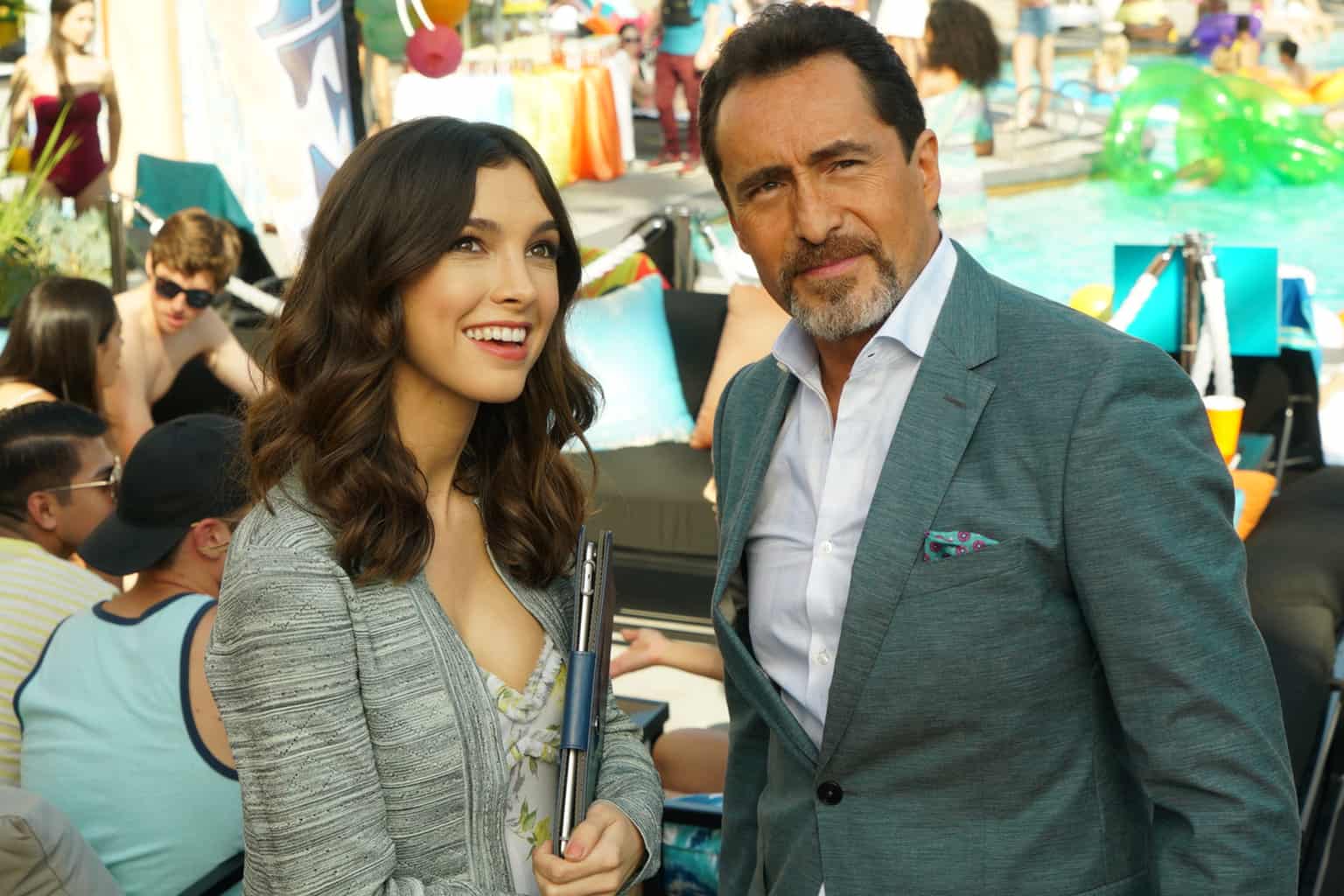 DENYSE TONTZ, DEMIçN BICHIR | Tell-Tale TV DENYSE TONTZ, DEMIçN BICHIR