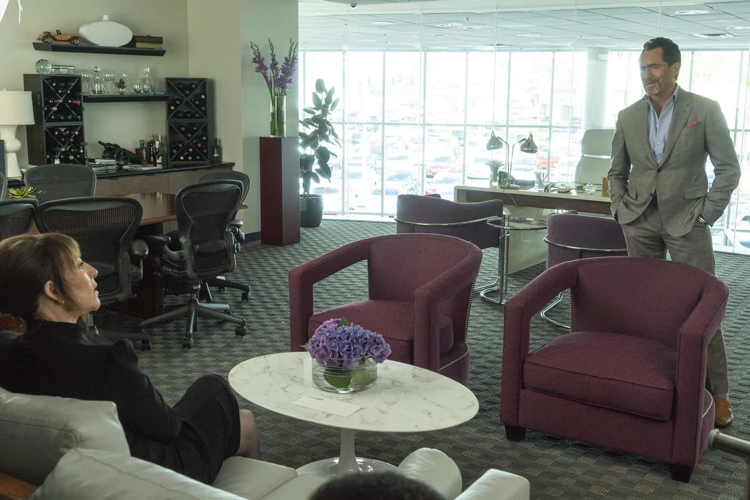 KATEY SAGAL, DEMIçN BICHIR | Tell-Tale TV KATEY SAGAL, DEMIçN BICHIR