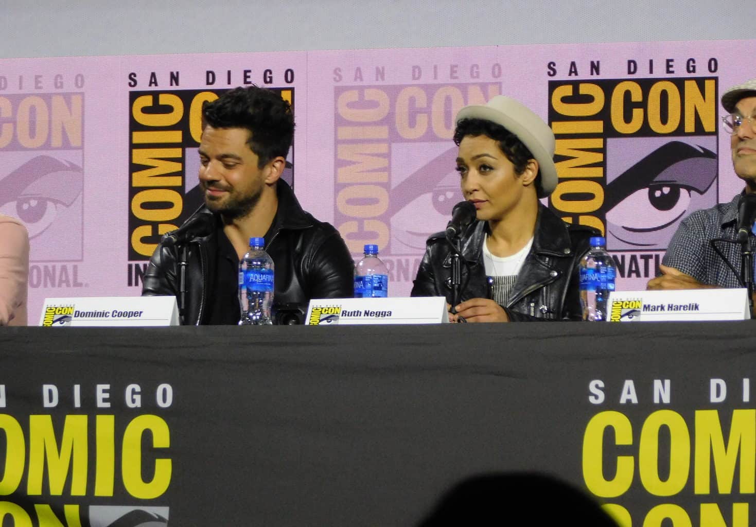 Preacher - San Diego Comic-Con 2019: Dominic Cooper (Jesse Custer), Ruth Negga (Tulip O'Hare), Mark Harelik (God)