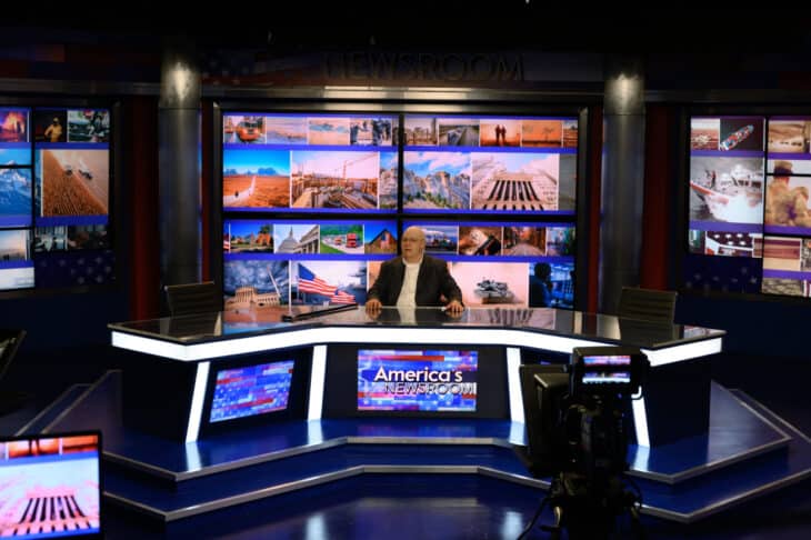 The Loudest Voice Season 1 Episode 7 "2016" The Loudest Voice Review: 2016 (Season 1 Episode 7) 