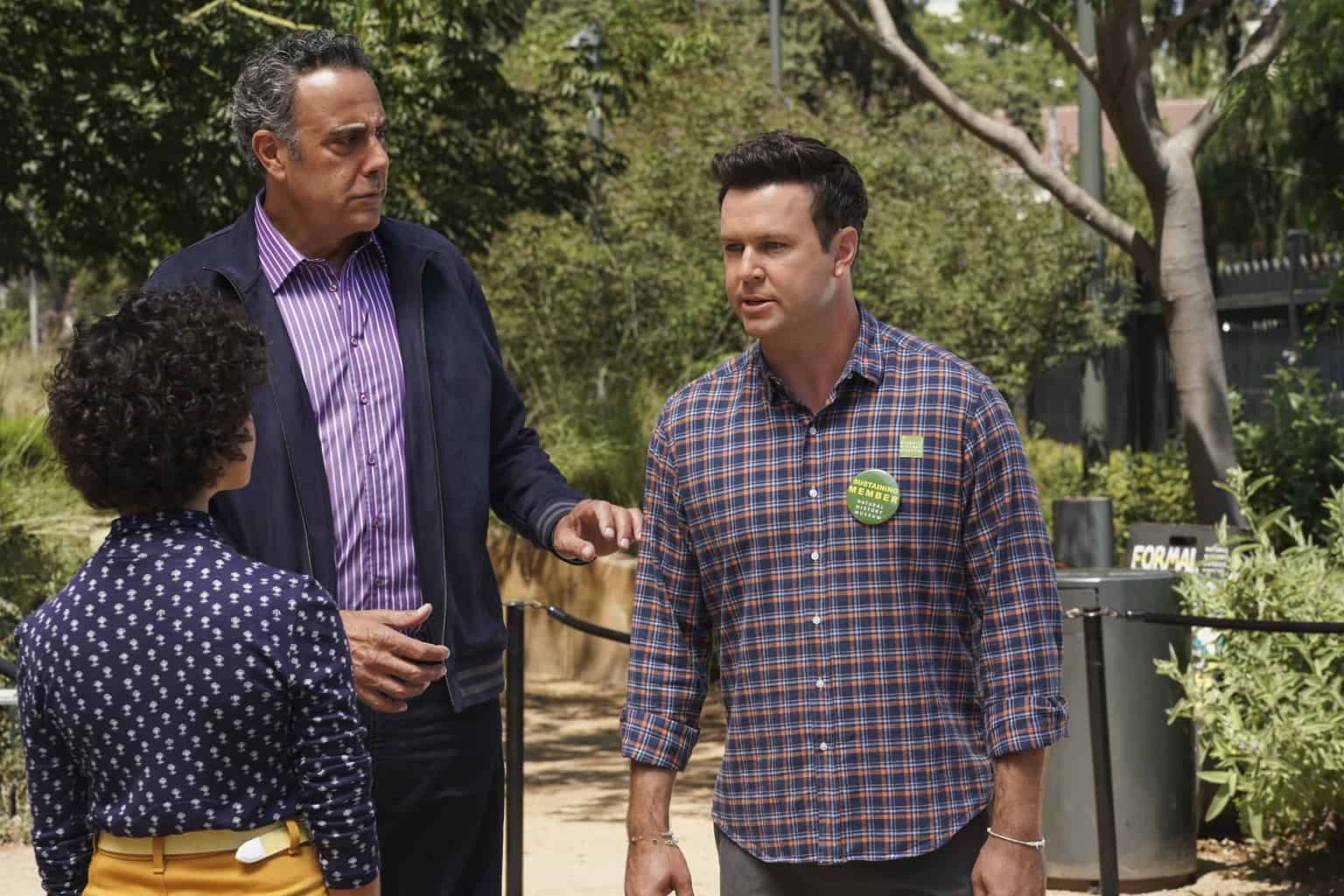 Single Parents Season 2 Episode 2 | Tell-Tale TV Single Parents Season 2 Episode 2 Preview — Single Parents Season 2 Episode 2: Graham Fought the Bones and the Bones Won - Part 2