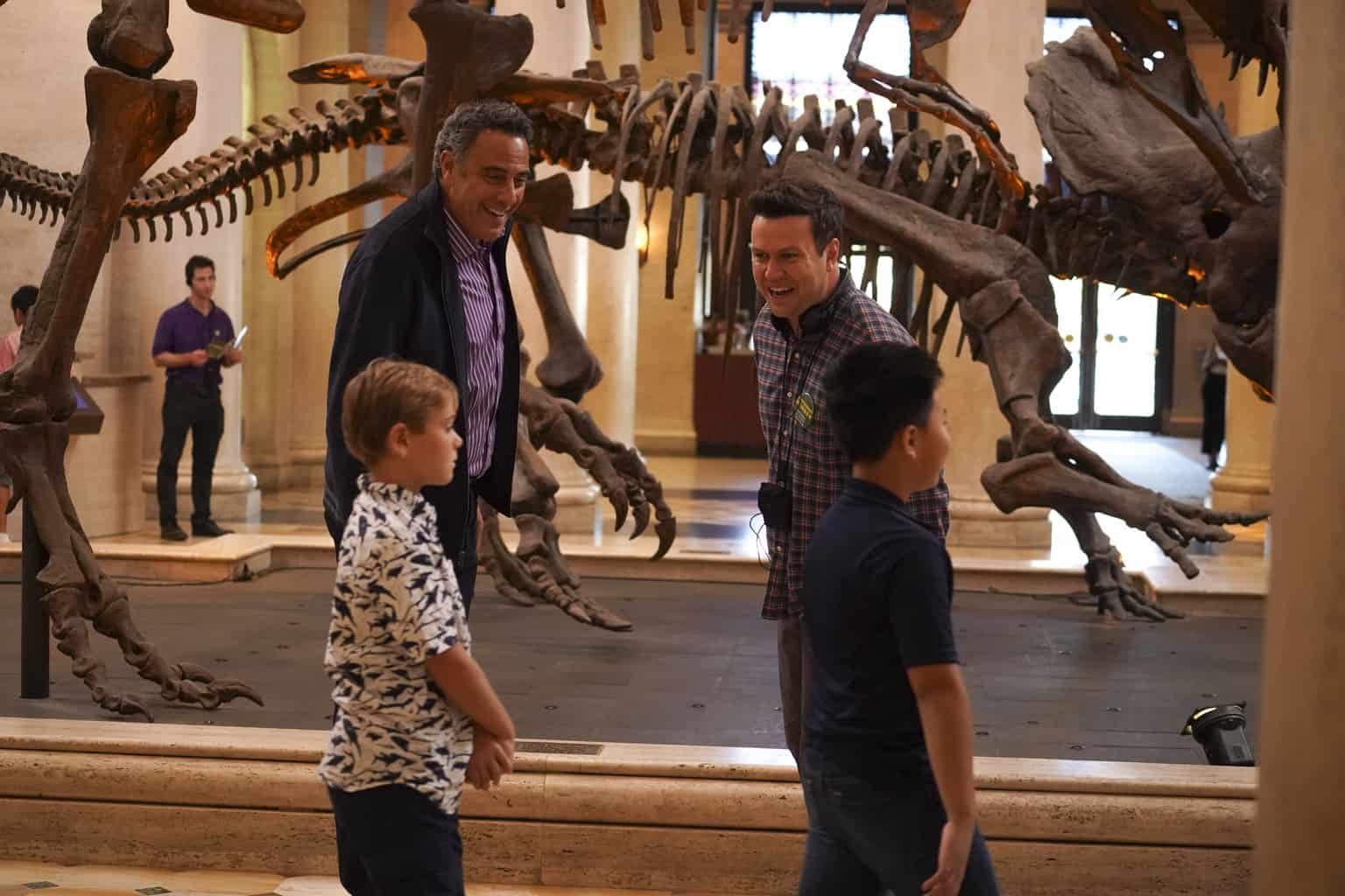 Single Parents Season 2 Episode 2 | Tell-Tale TV Single Parents Season 2 Episode 2 Preview — Single Parents Season 2 Episode 2: Graham Fought the Bones and the Bones Won - Part 2