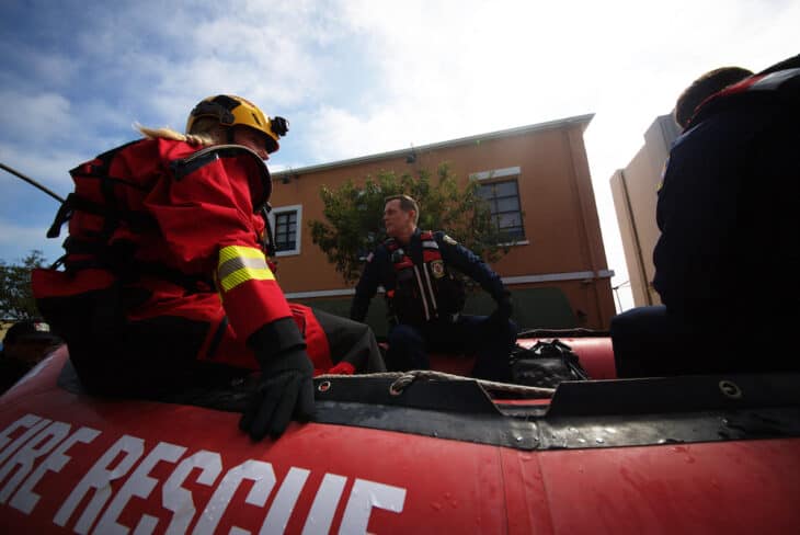 9-1-1 Season 3 Episode 2 9-1-1 Review: Sink or Swim (Season 3 Episode 2) 