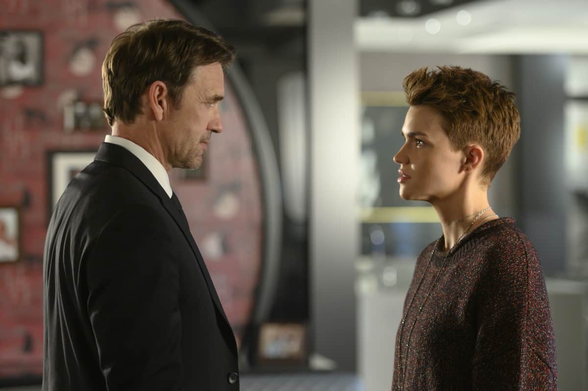 Batwoman Season 1 Episode 1 - Dougray Scott as Jacob Kane and Ruby Rose as Kate Kane