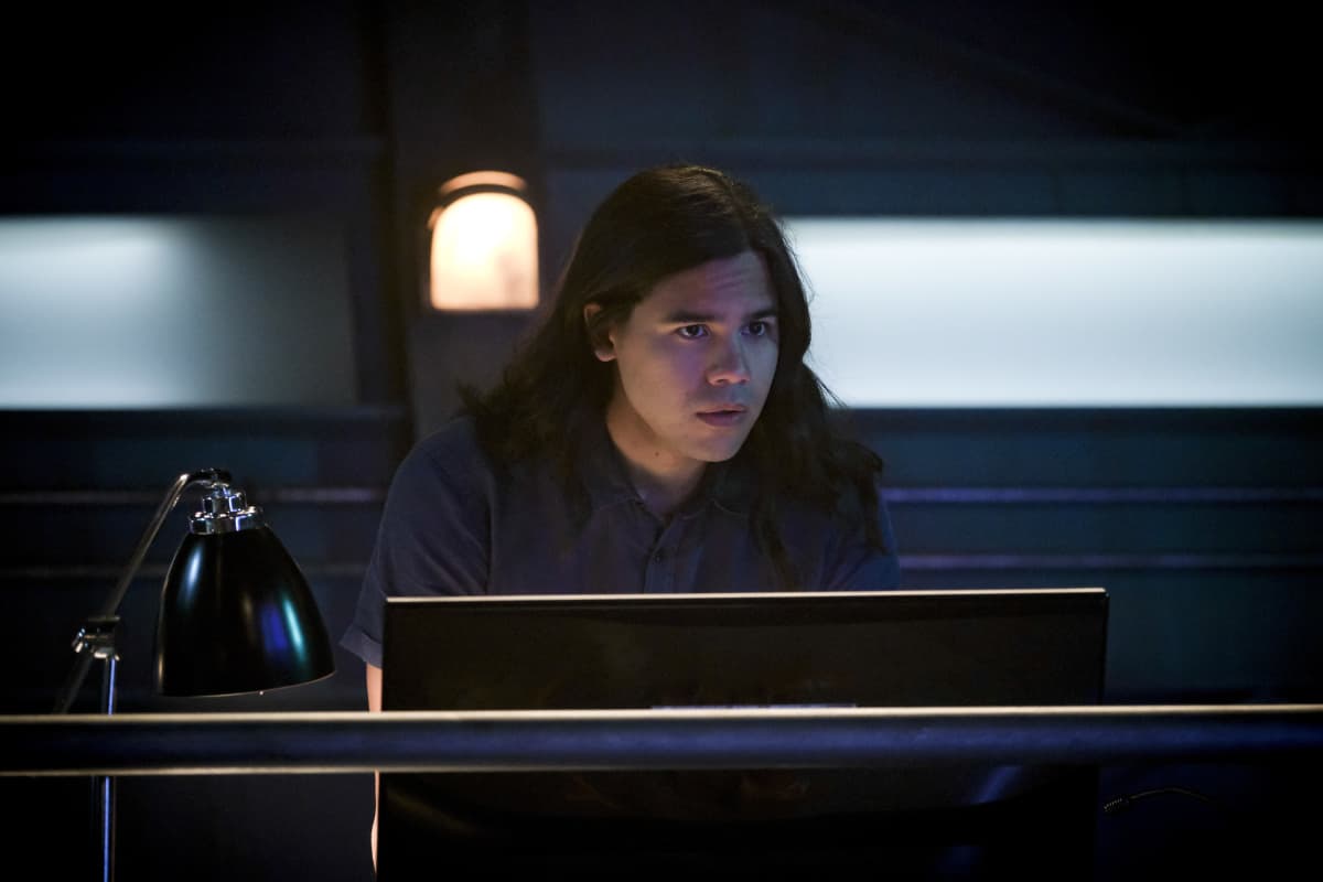 The Flash Season 6 Episode 1 - Carlos Valdes as Cisco Ramon