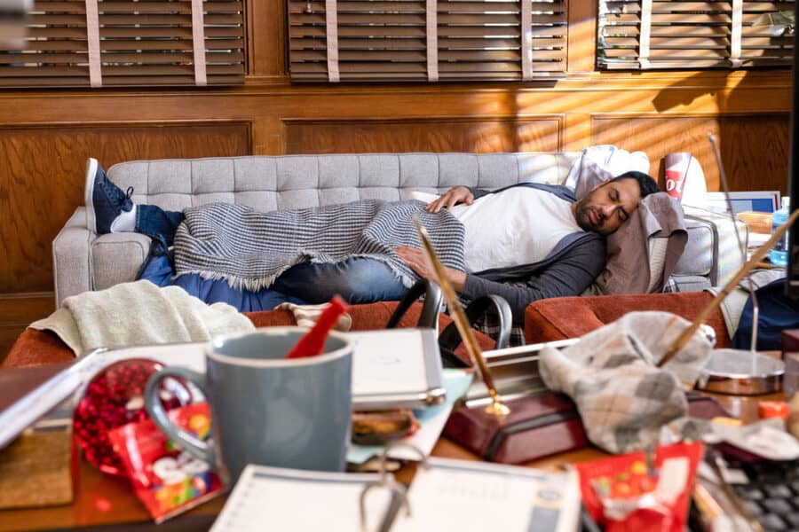 Sunnyside Season 1 Episode 1 - Kal Penn as Garrett