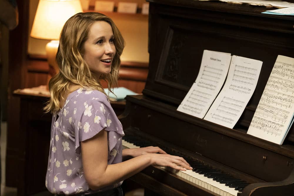 Perfect Harmony Season 1 Episode 1 - Anna Camp as Ginny | Tell-Tale TV Perfect Harmony Season 1 Episode 1 - Anna Camp as Ginny