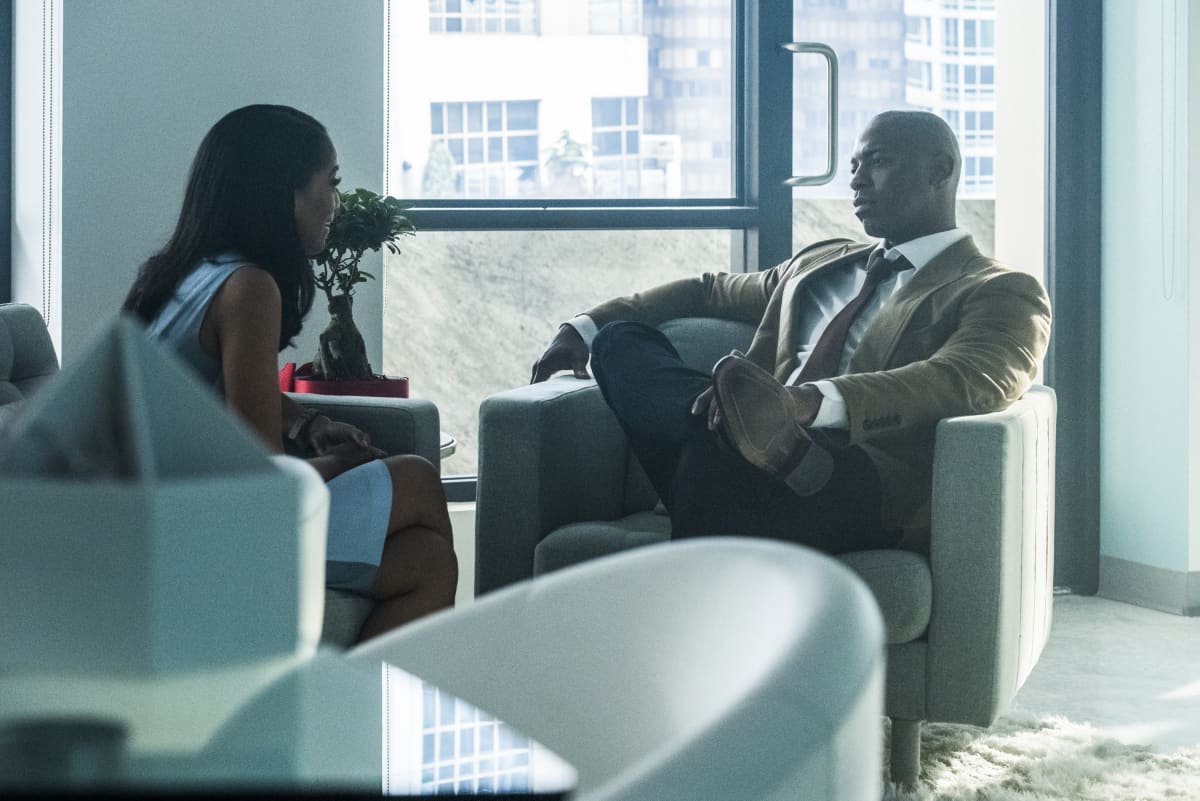 Supergirl Season 5 Episode 1 - Azie Tesfai as Kelly Olsen and Mehcad Brooks as James Olsen/Guardian