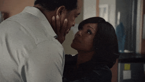 Wendy Raquel Robinson as Helen Parker on Grand Hotel Season 1