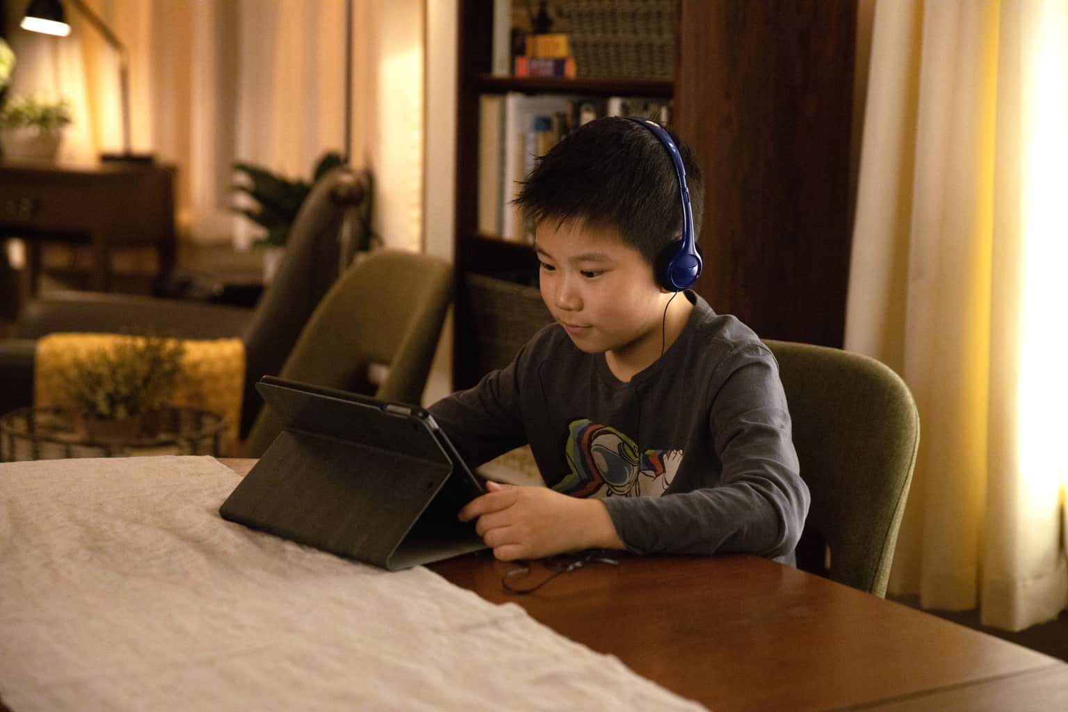 A Million Little Things Season 2 Episode 3, "mixed signals" | Tell-Tale TV A Million Little Things Season 2 Episode 3, "mixed signals"