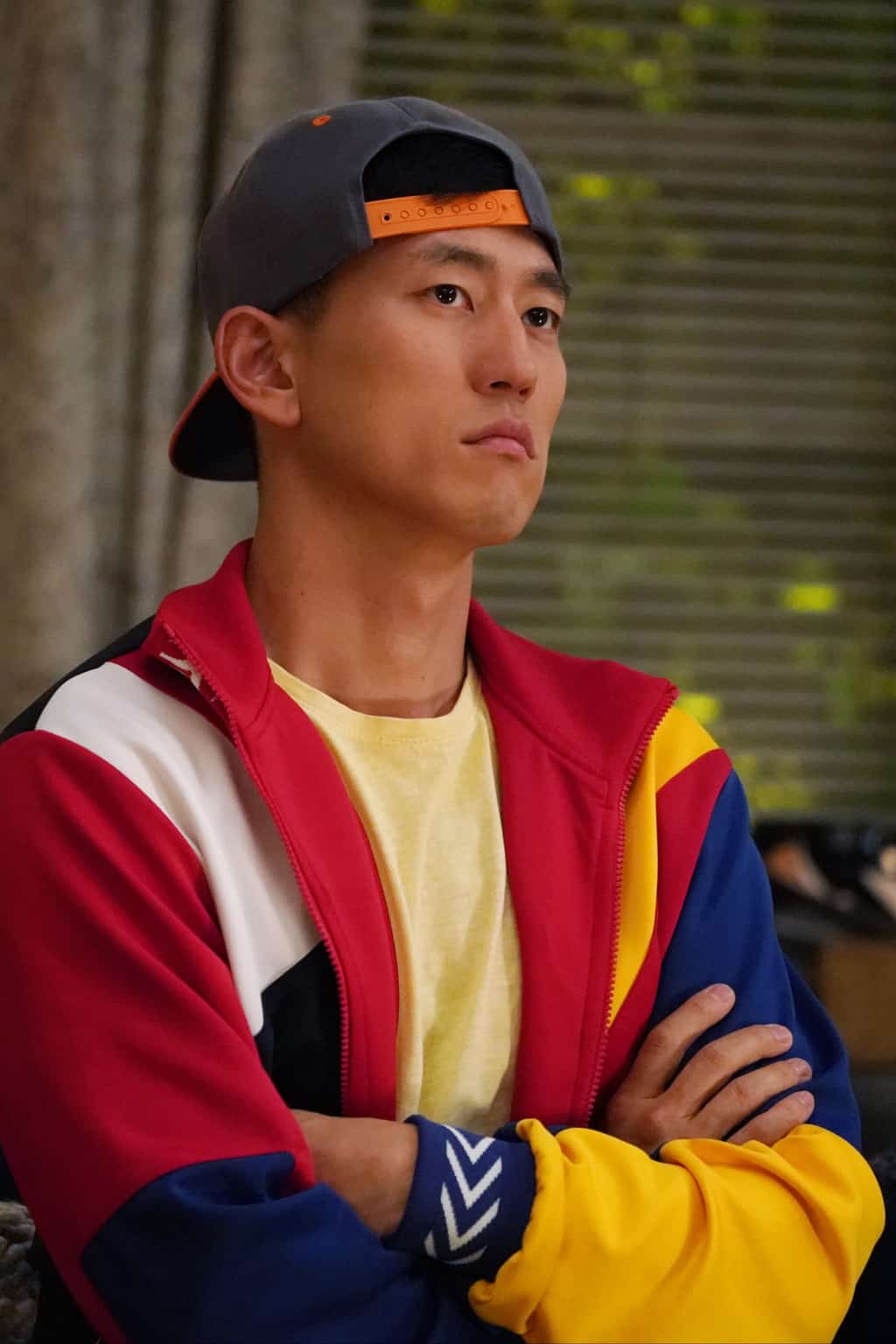 Single Parents Season 2 Episode 3 Preview — Single Parents Season 2 Episode 3: Derek Sucks - Part 2