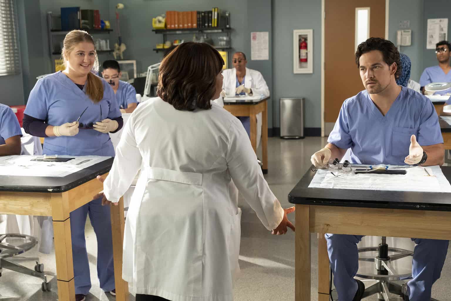 JAICY ELLIOT, CHANDRA WILSON, GIACOMO GIANNIOTTI Preview — Grey’s Anatomy Season 16 Episode 2: Back in the Saddle - Part 2