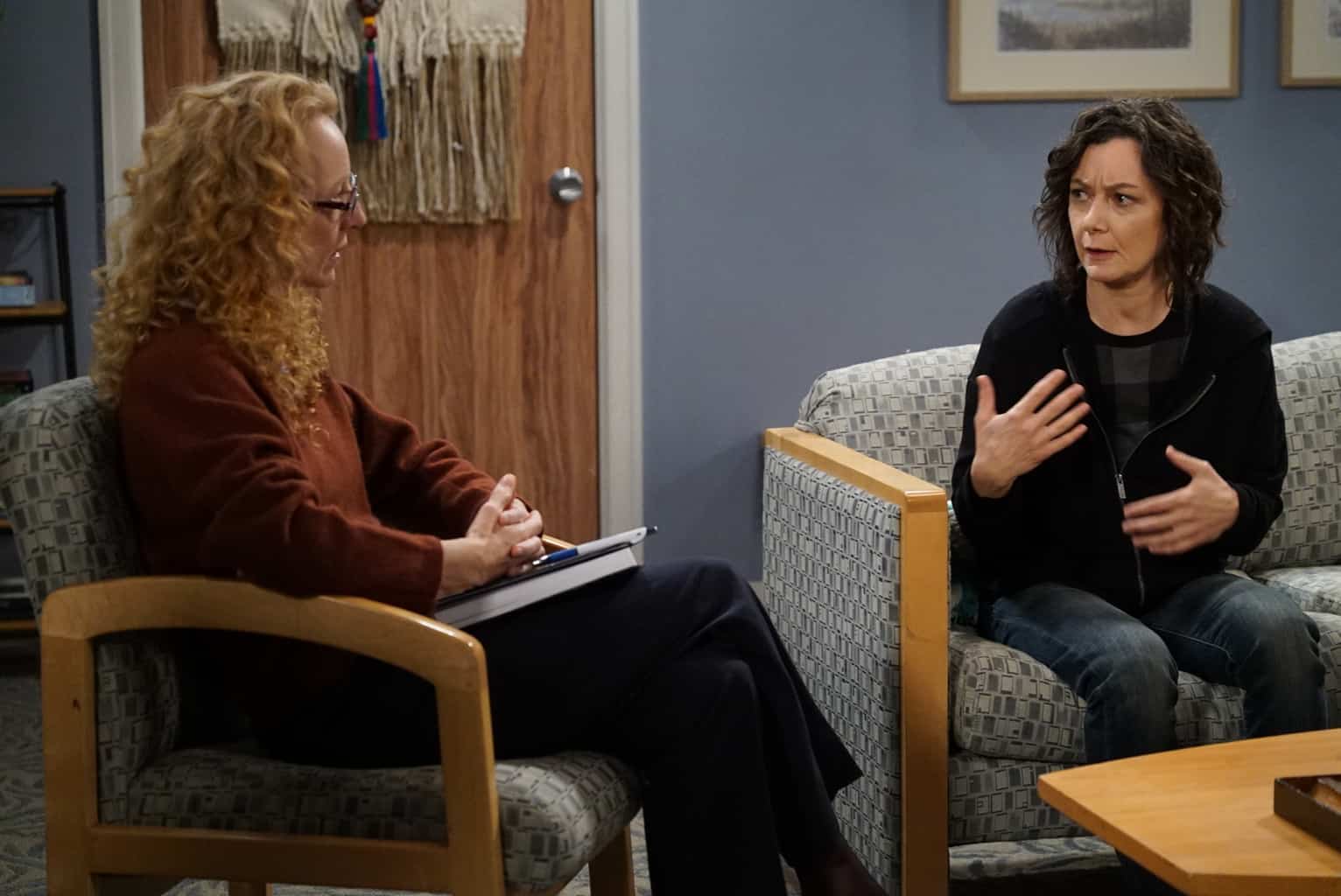 DARLENE HUNT, SARA GILBERT