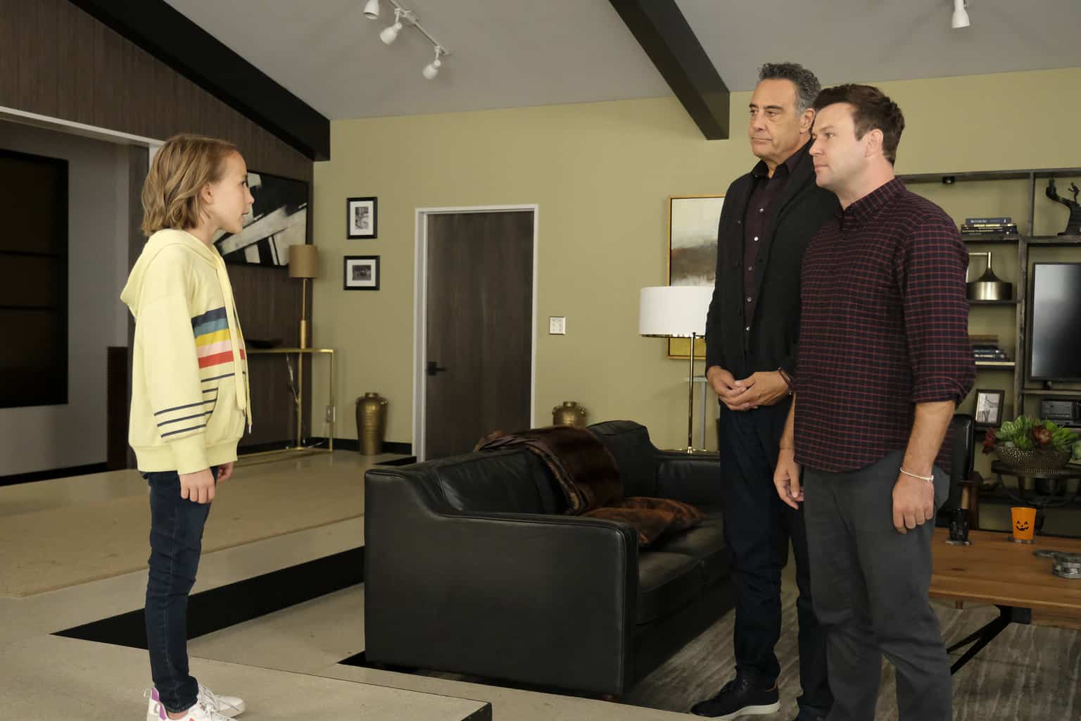Single Parents Season 2 Episode 6 Preview — Single Parents Season 2 Episode 6: Welcome to Hell, Sickos!