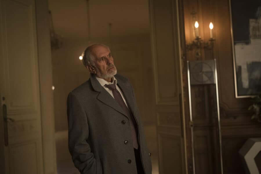 Mr. Robot Season 4 Episode 2 Michael Cristofer as Phillip Price