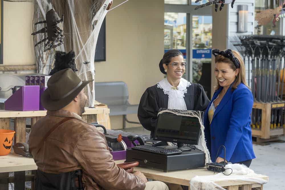 Superstore - Season 5 Episode 6 "Trick or Treat" 
