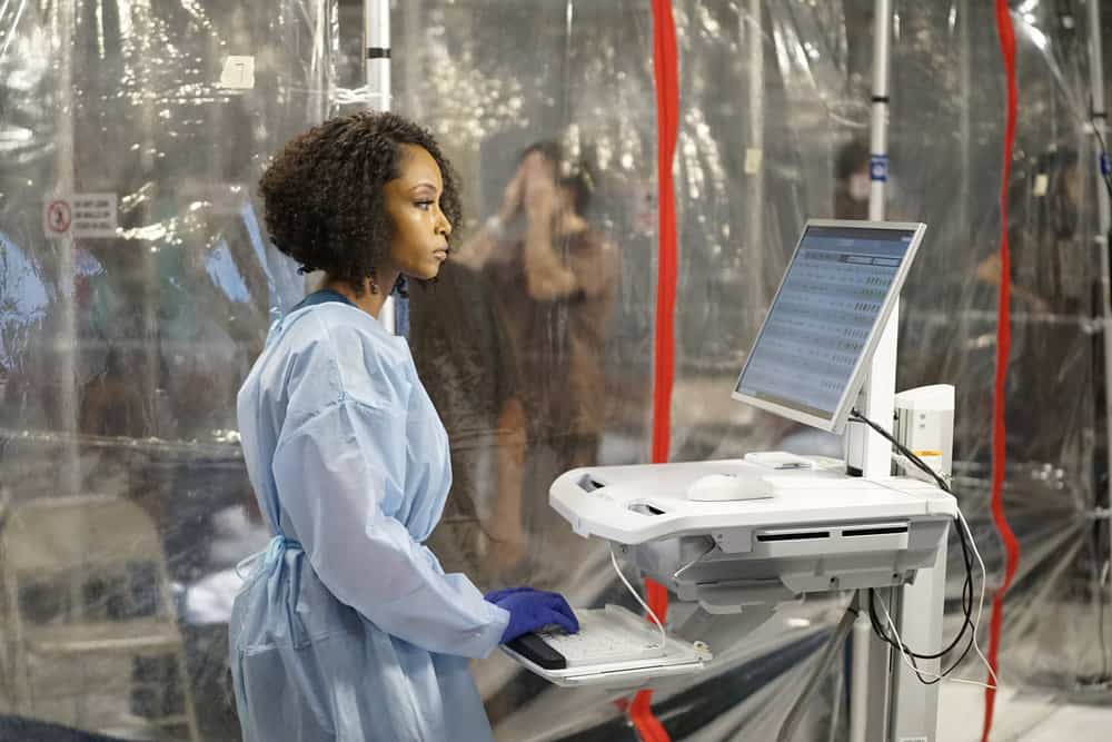 Chicago Med- Season 5 Preview — One Chicago Crossover Event: Infection - Part 2
