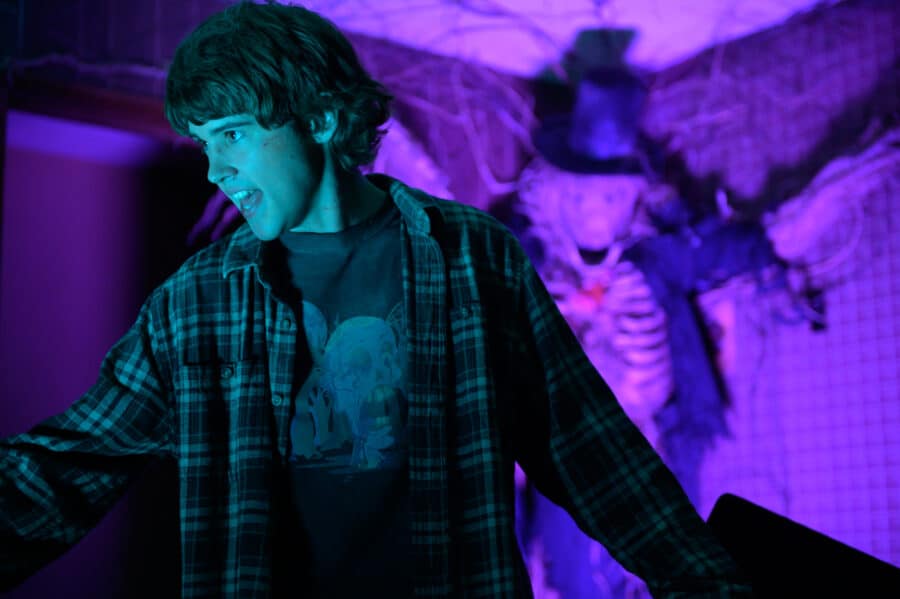 Creepshow Season 1 Episode 4 "The Companion/Lydia Layne's Better Half"