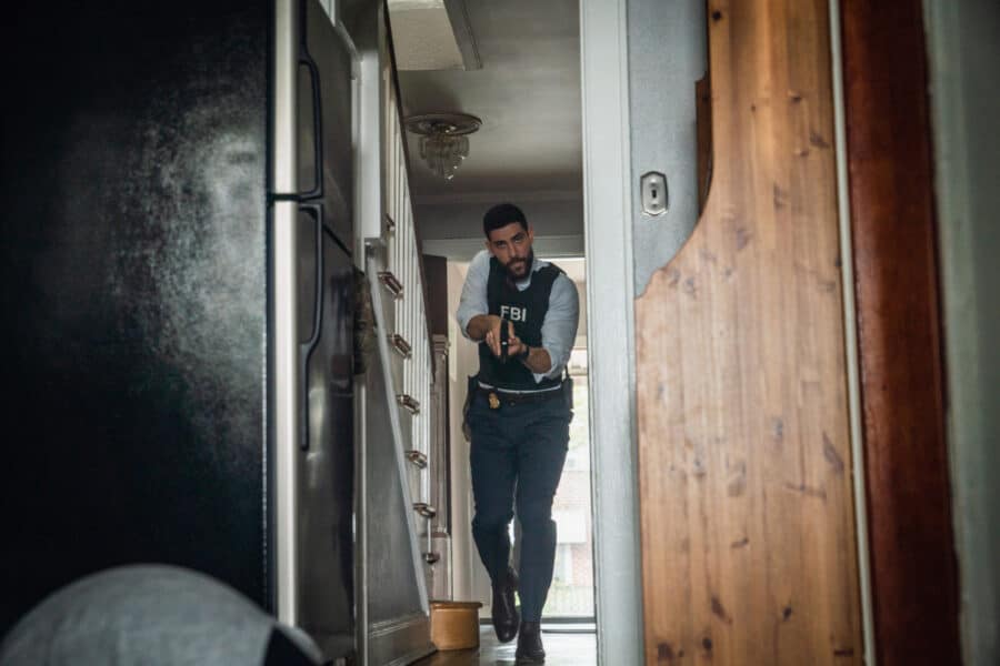 FBI Season 2 - Outsider