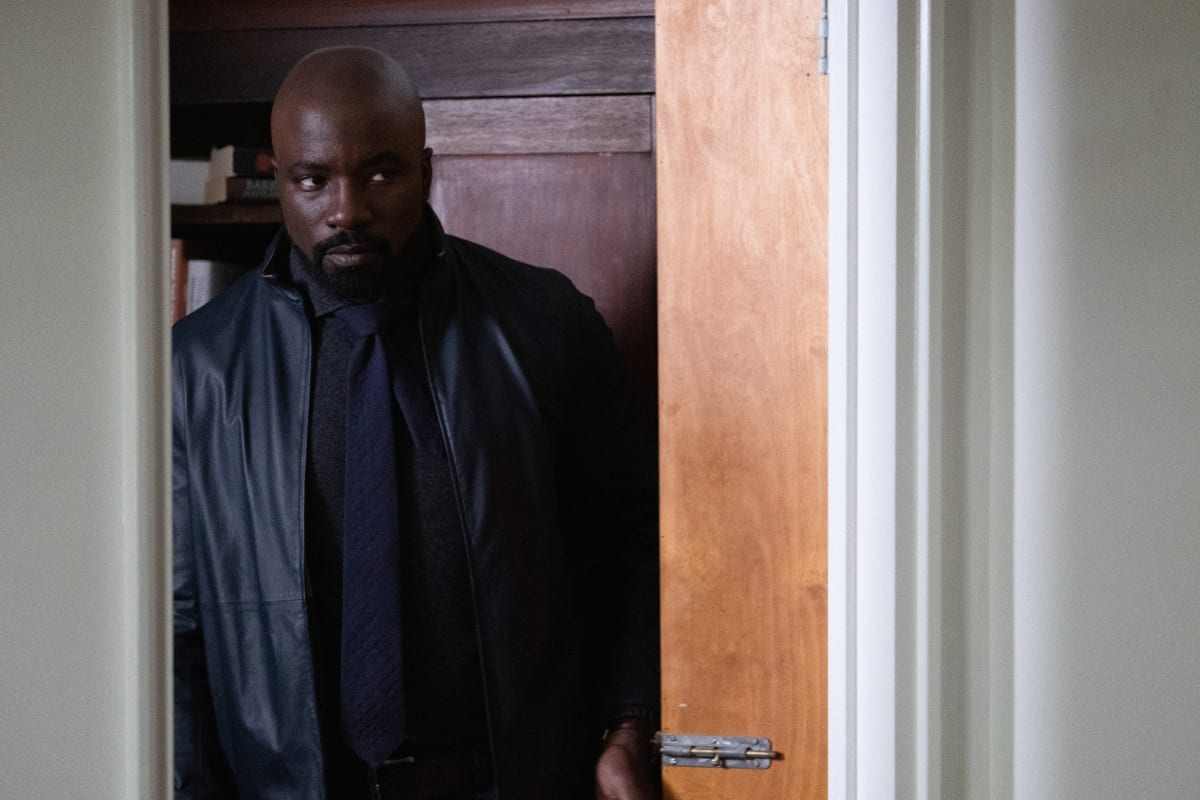 115735_JN_0038b | Tell-Tale TV 115735_JN_0038b