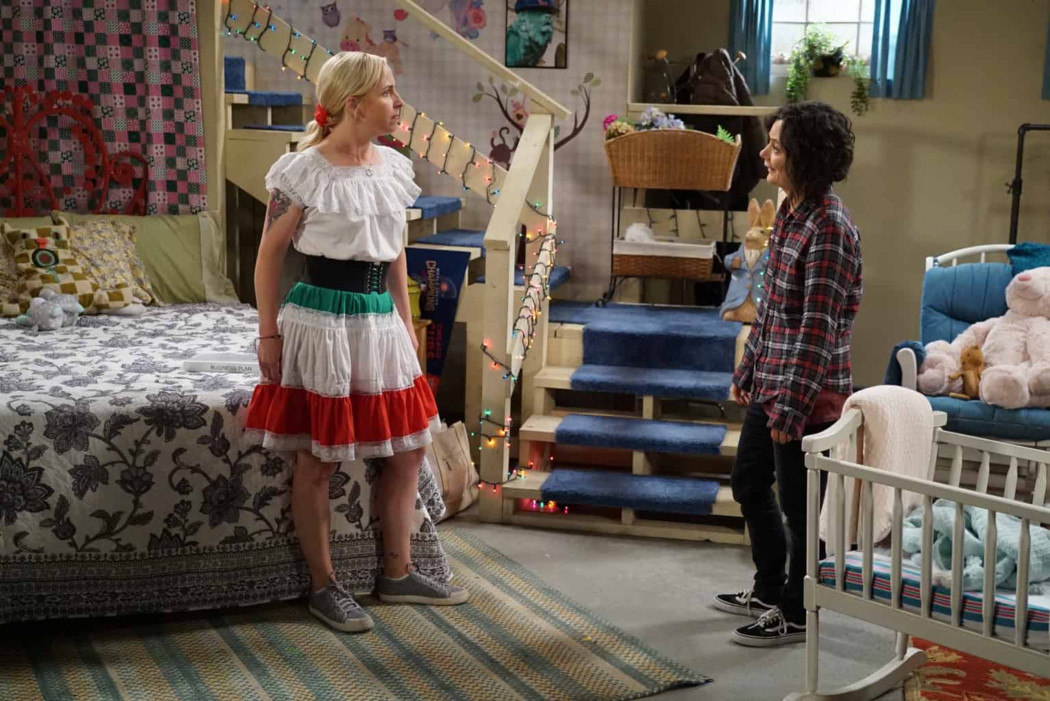 LECY GORANSON, SARA GILBERT The Conners Review: Tempest in a Stew Pot (Season 2 Episode 6)